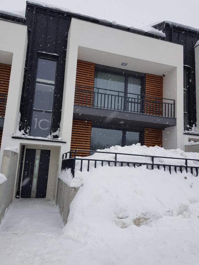 Apartament "Oldmountain" Olimpijska 1C 1 슈차이르크 외부 사진